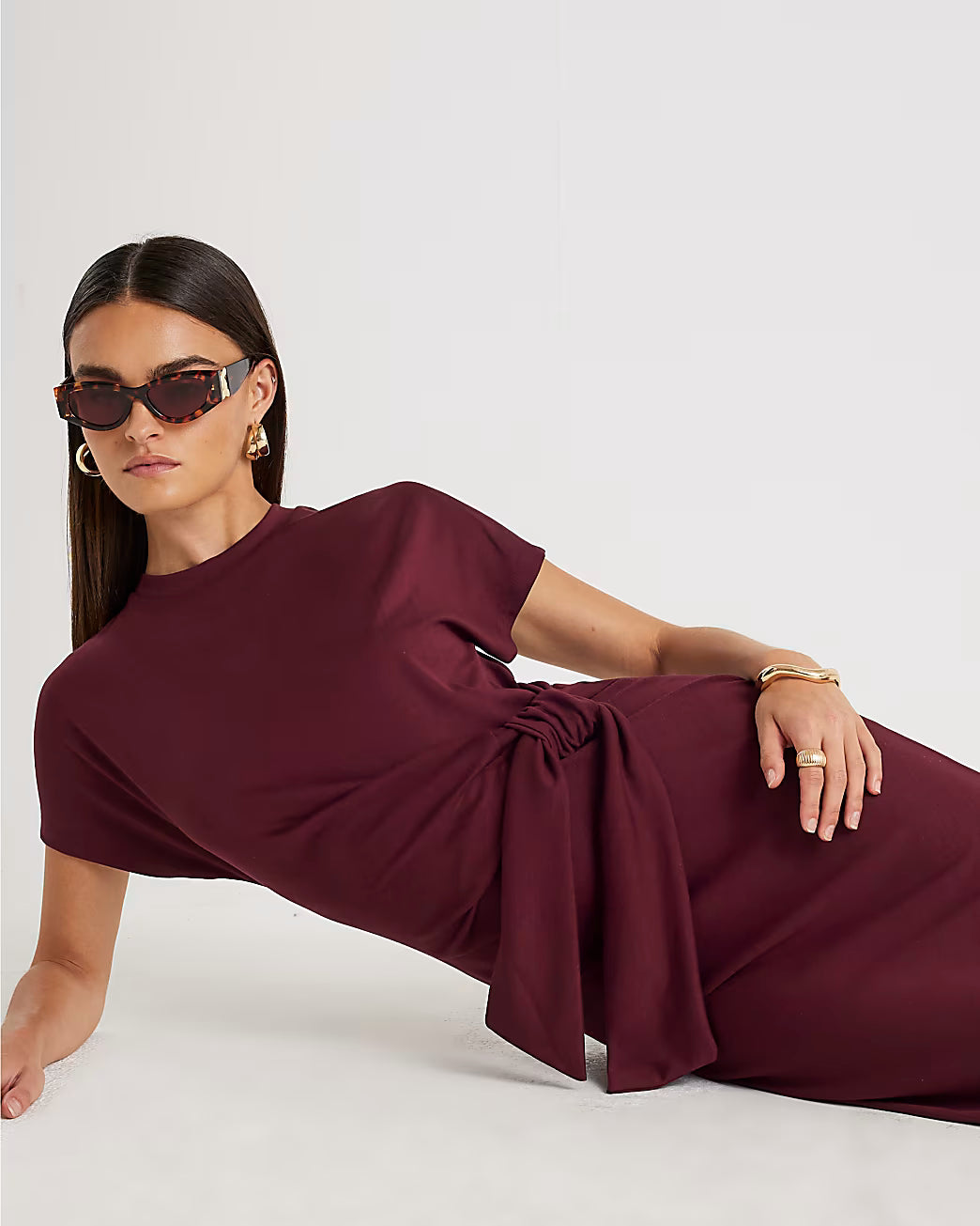 Red Premium Short Sleeve Knot Midi Dress