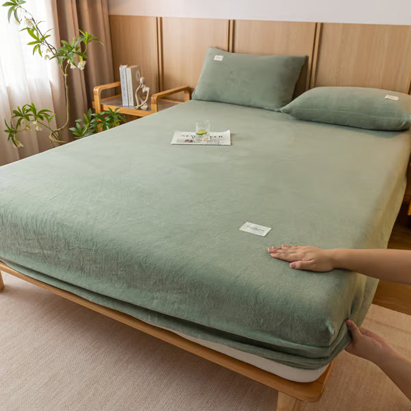 Milk velvet Bedding Set / Soft Warm Bedding Set